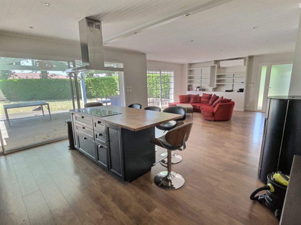 {"discarded_img":0,"scene":2}